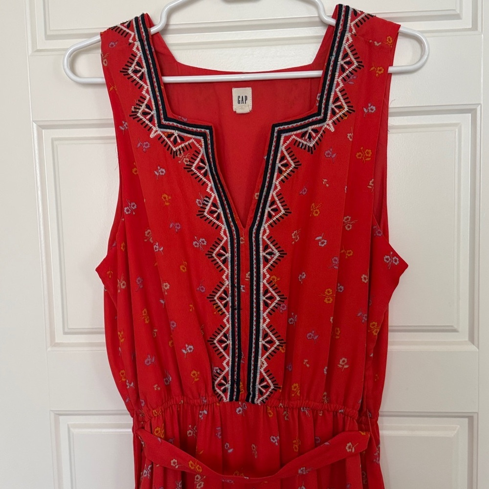 Gap Embroidered Tribal Geometric Midi Tier Red Summer Floral Dress | Size M - Picture 2 of 5